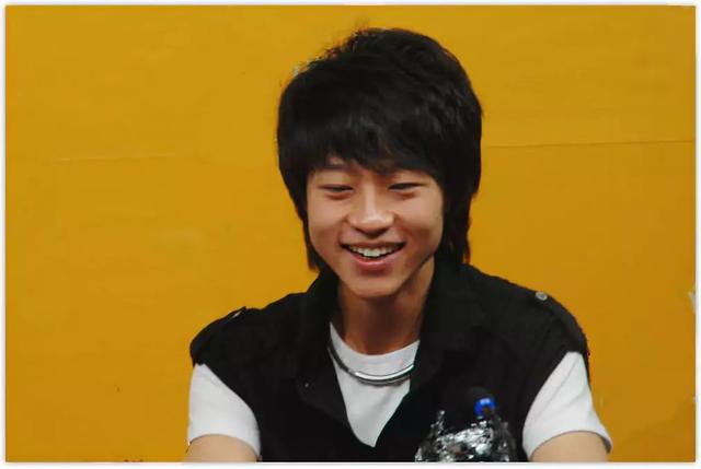 12年前的那个腼腆男孩,他要结婚了!_魏晨