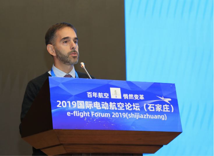 中国民航局航空器适航审定司司长徐超群
