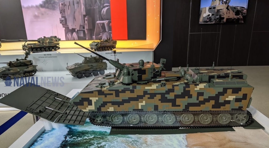 不仅是仿制美国efv远征战车,韩国未来两栖突击车采用多种先进技术