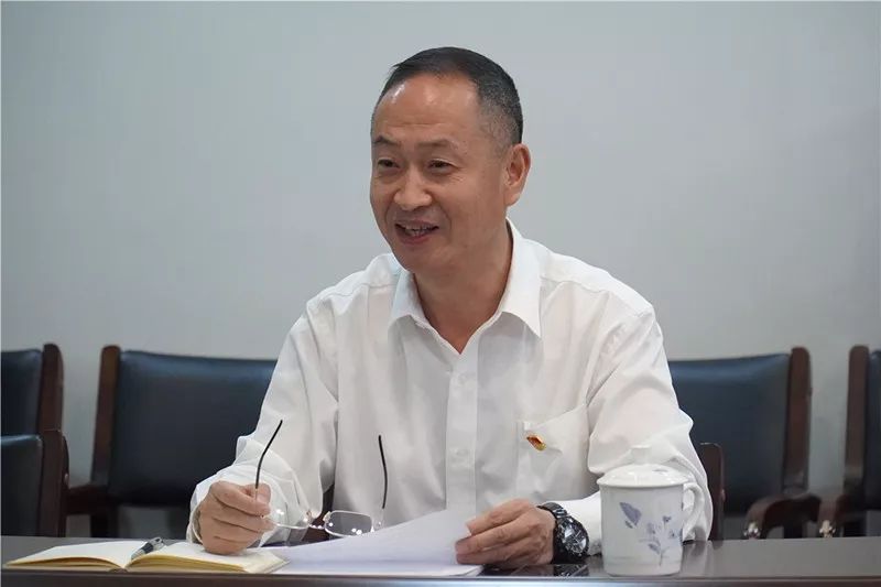 市文明指导中心总结汇报"不忘初心 牢记使命"主题教育工作