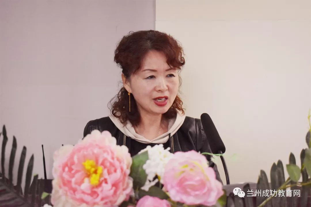 高考补习理科分校指导班主任冯爱玲发言高考补习理科分校指导班主任