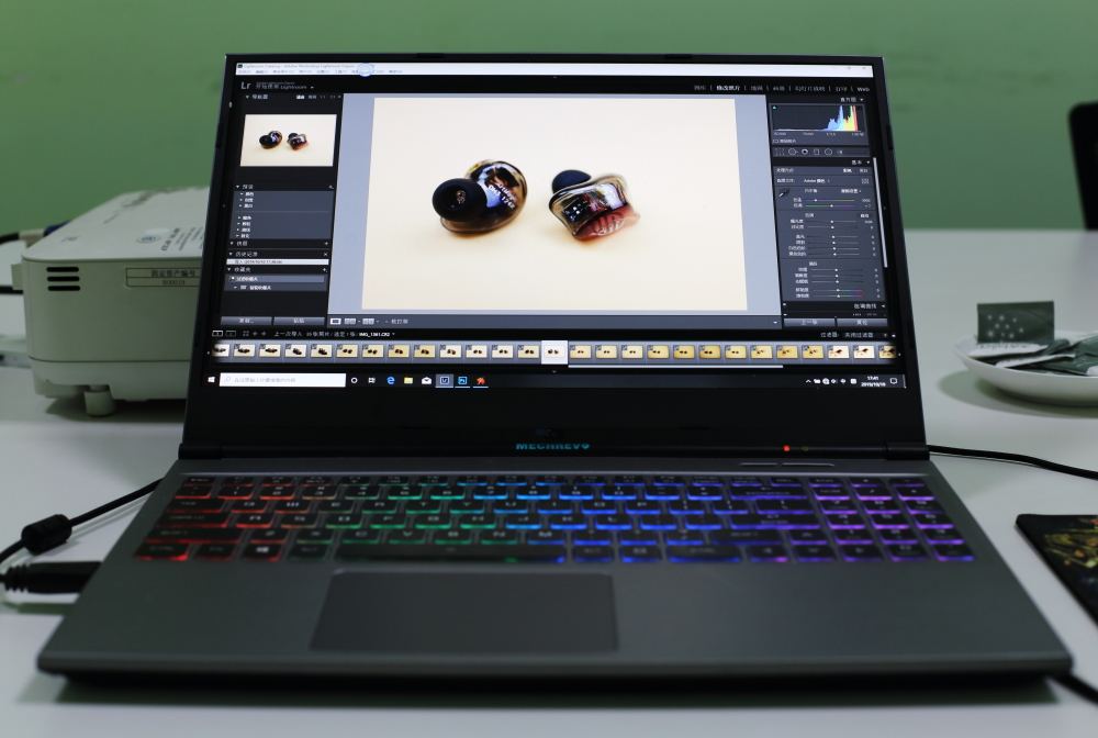 游戏设计两不误机械革命深海幽灵z2airg设计电竞屏游戏笔记本体验