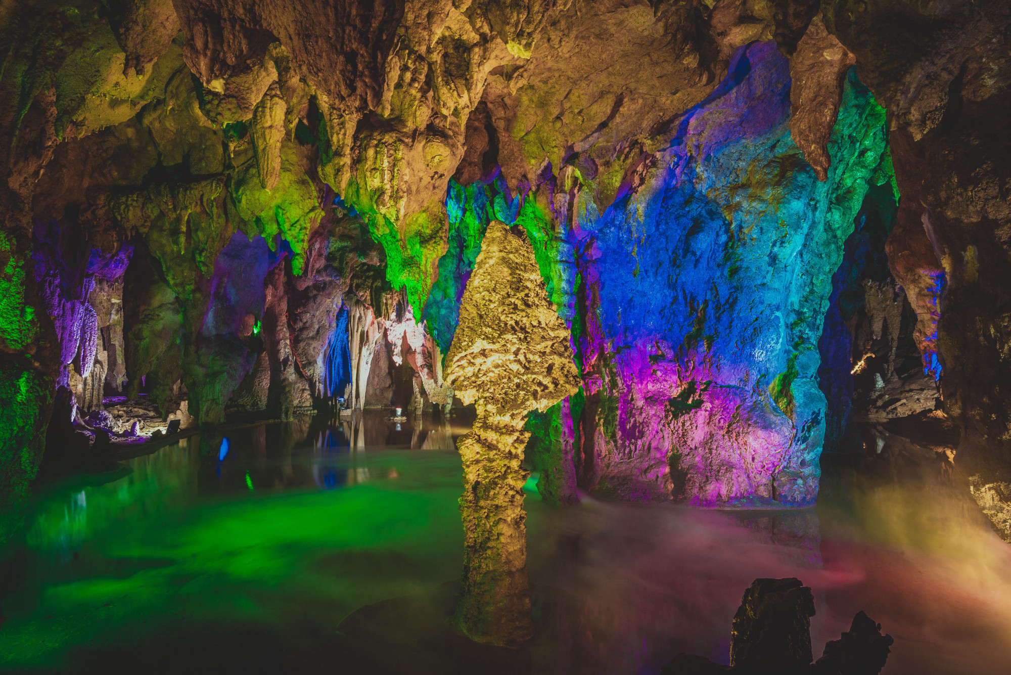 原创广东清远私藏的地下宫殿居省内溶洞规模之首