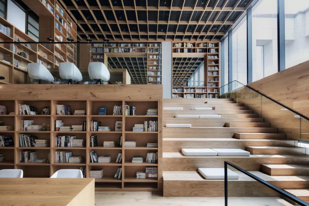 用原木打造的图书馆,杭州又一个网红打卡圣地!