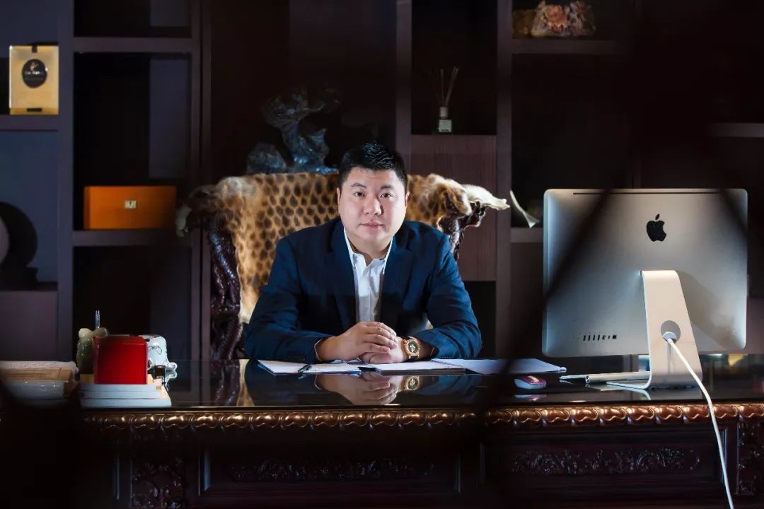 多弗集团业务板块包括地产,贸易(能源和大宗商品),投资,实业,酒店等