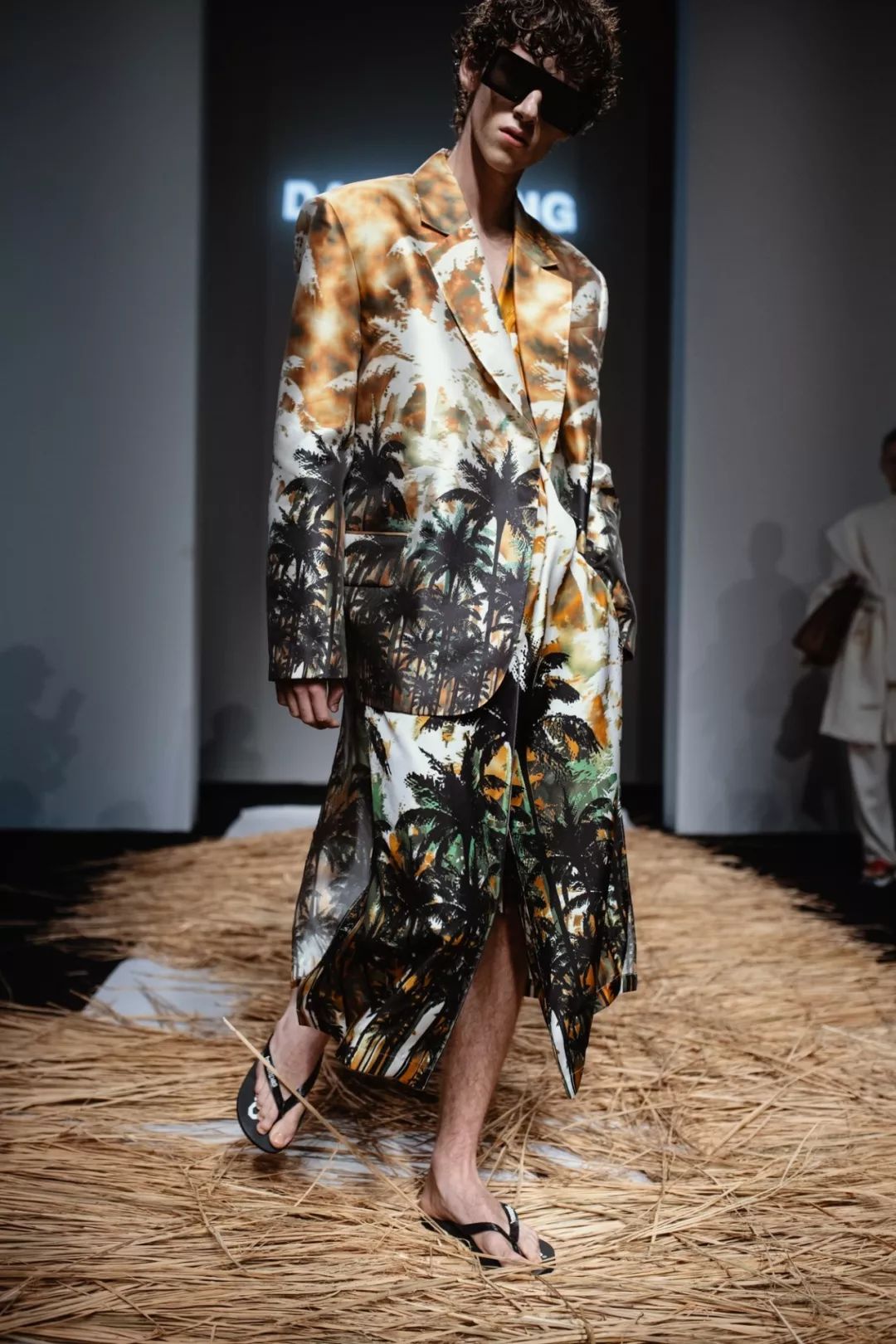 巴西品牌havaianas首次助阵上海时装周哈唯纳入驻中国玩转人字拖风格