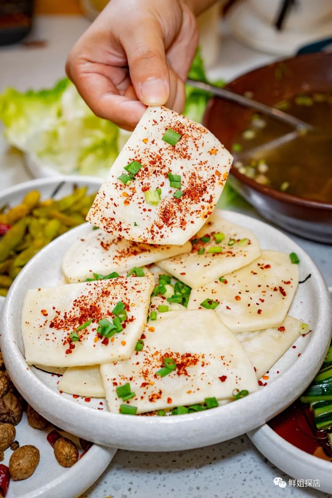 在成都就可以吃正宗西昌烤猪儿!