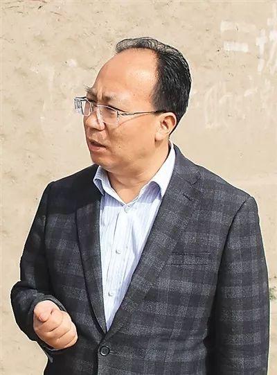 最美奋斗者柴生芳我能奉献给你们的只有热血和汗水