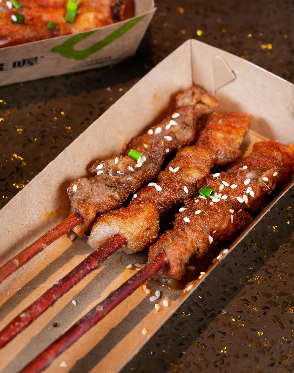 wow徐州新开一家虚绿虚绿的馆子满眼又暖又香的大长腿39折吃到嘴软