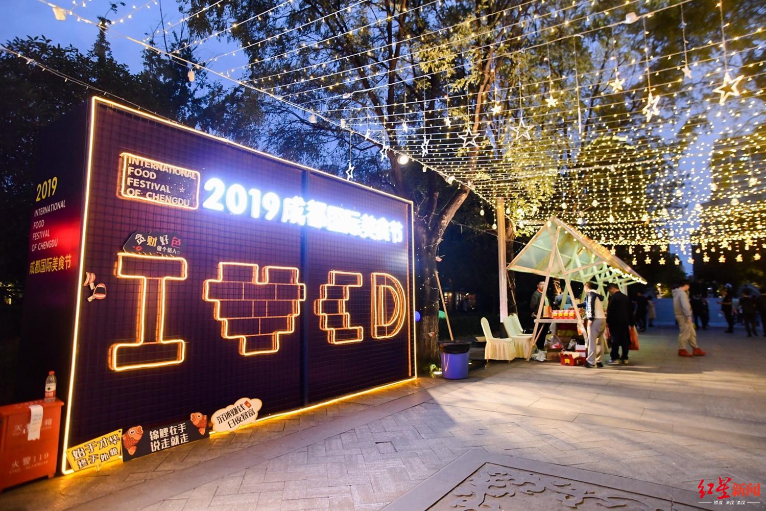 快去新晋夜市打卡老字号小吃人气网红店国际美食等你来