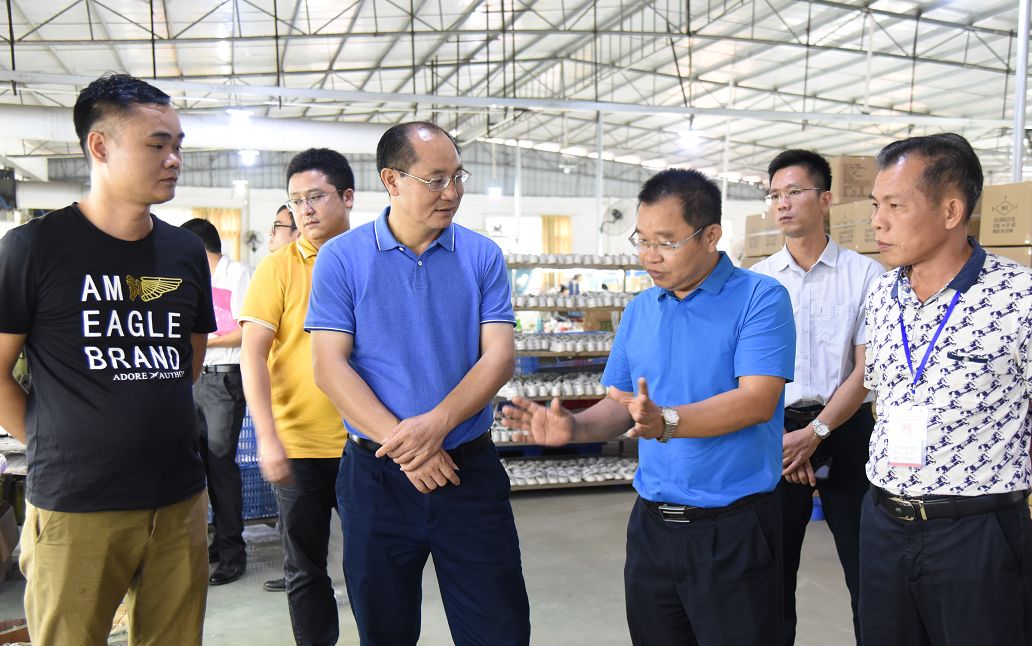 县长陈树源到马宁镇开展不忘初心牢记使命主题教育专题调研