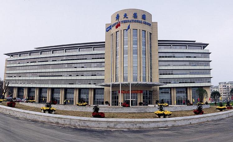 去年服装营收超30亿的舜天股份用这场运动潮流秀展示国货硬实力