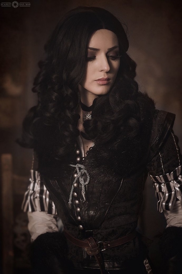 小蛮腰吸睛俄罗斯美女鬼泣5翠西cos美图欣赏