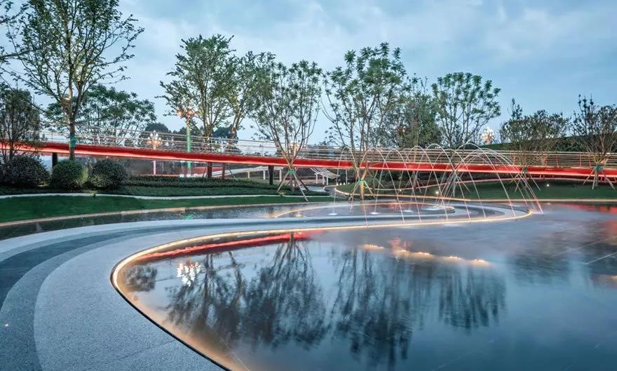 城市水景丨天府成都韵,水落虹桥间