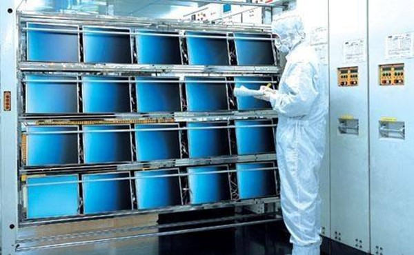 液晶面板产能过剩以及新技术替代