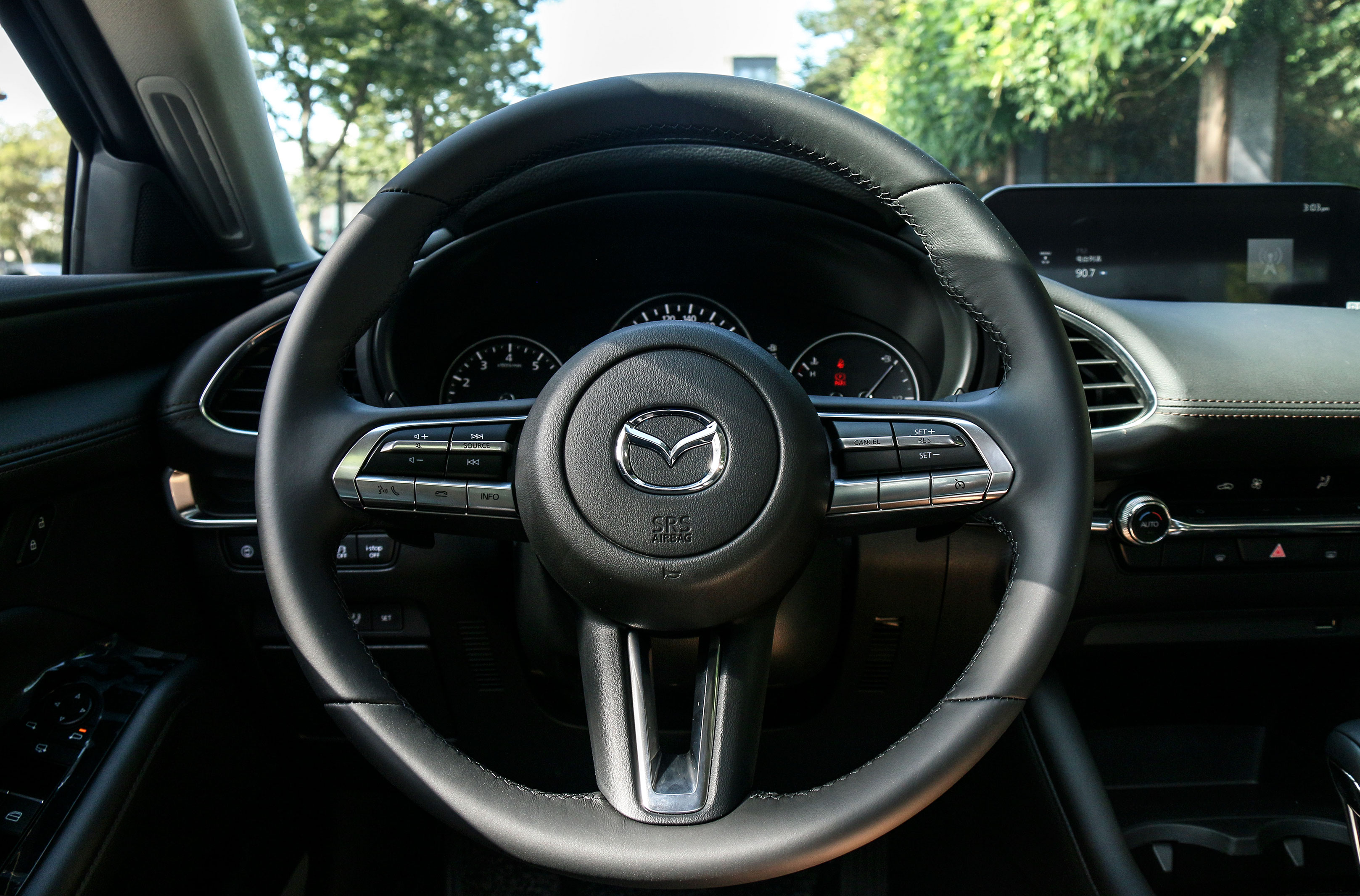 简号青年的自我总结试驾次世代马自达3昂克赛拉