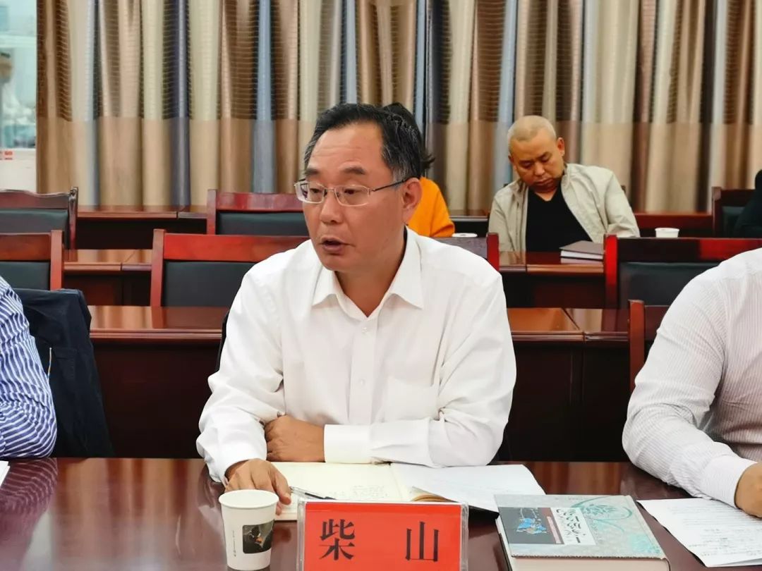 沿河:召开"沿货出山"消费扶贫签约座谈会