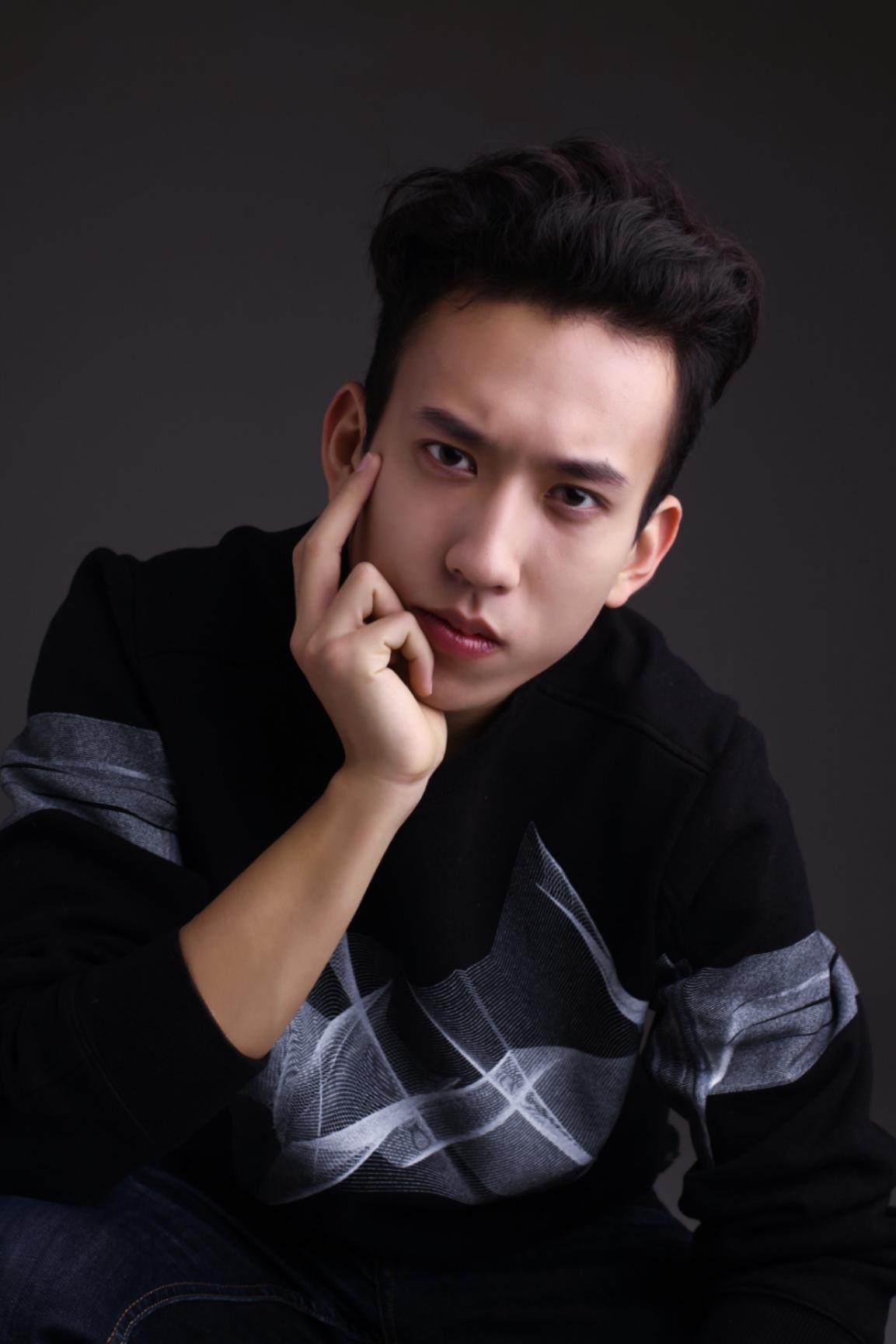 影视新锐赵一凡必须随时保养自己