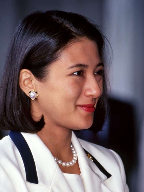原创从高知外交官到日本皇后雅子年轻时高贵又是时髦