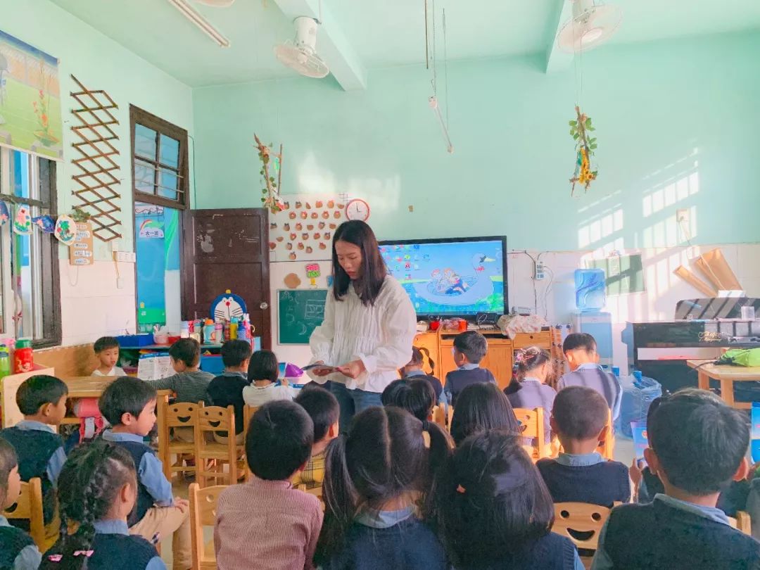 記福清市臨江中心幼兒園防恐防暴演練