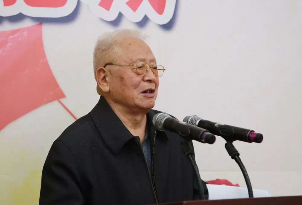 肥城一中老校长李德盛讲话"《岁月回望》是给祖国70岁生日最好的礼物