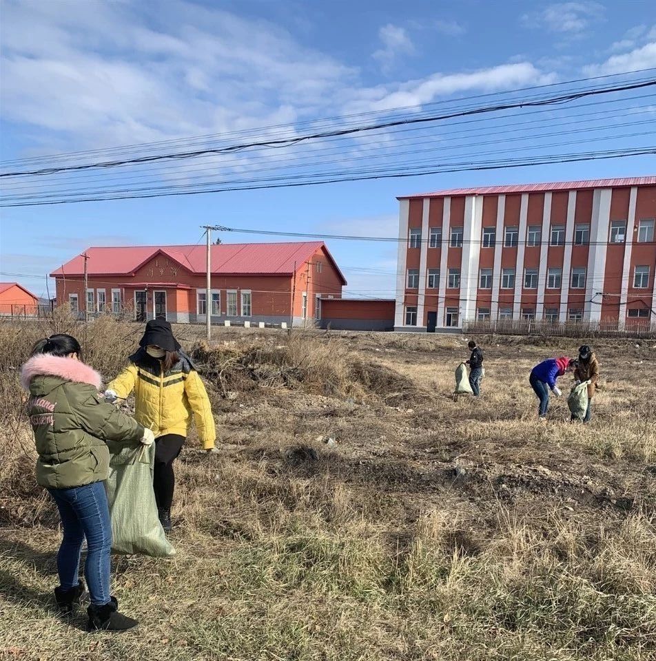 图里河镇:环境卫生综合整治助推小镇"旧貌换新颜"
