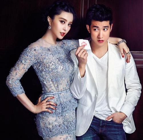 原创李治廷新恋情疑曝光被拍与神秘美女拥吻两人一起甜蜜庆生