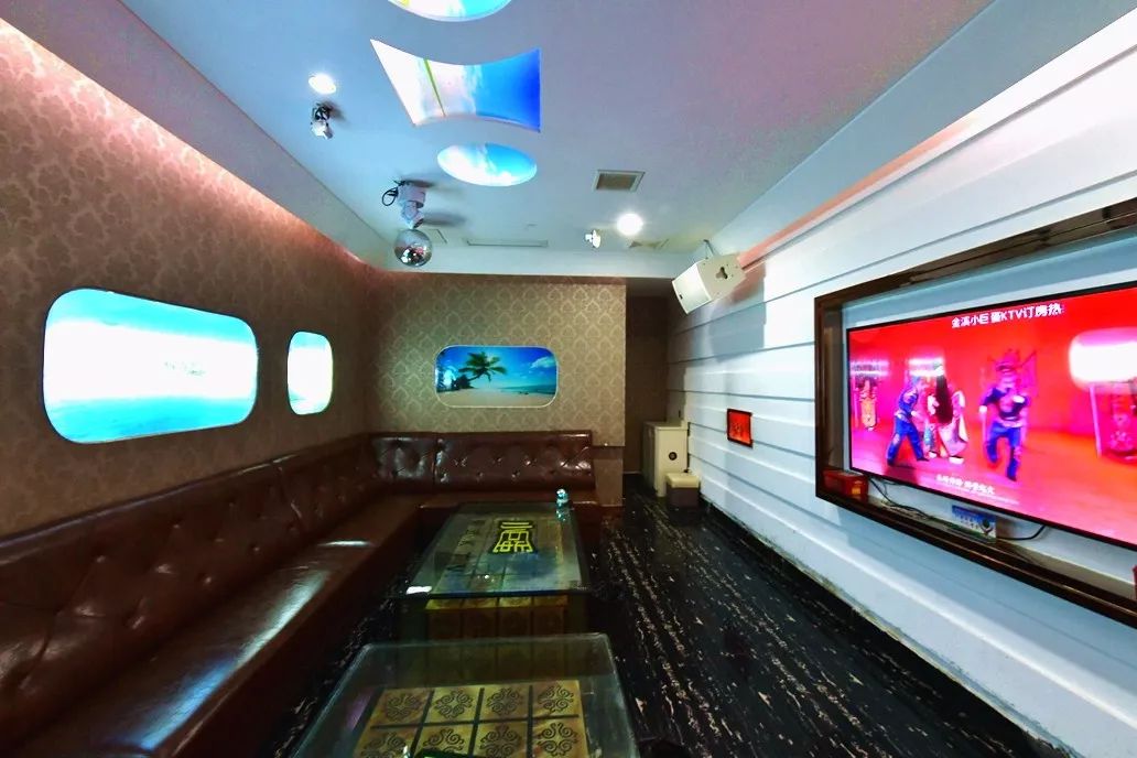 小巨蛋量贩式ktv送福利299元限量抢购豪华包厢还不快约起来