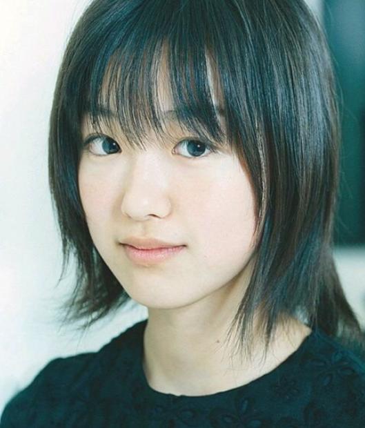 原创有一种"整容"叫小千代长大,如今28岁像大婶,刷新粉丝颜值观