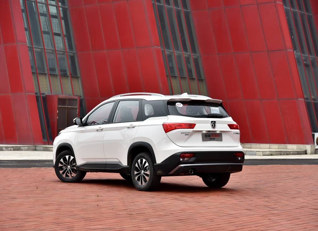 2020款宝骏530上市售价778万元起