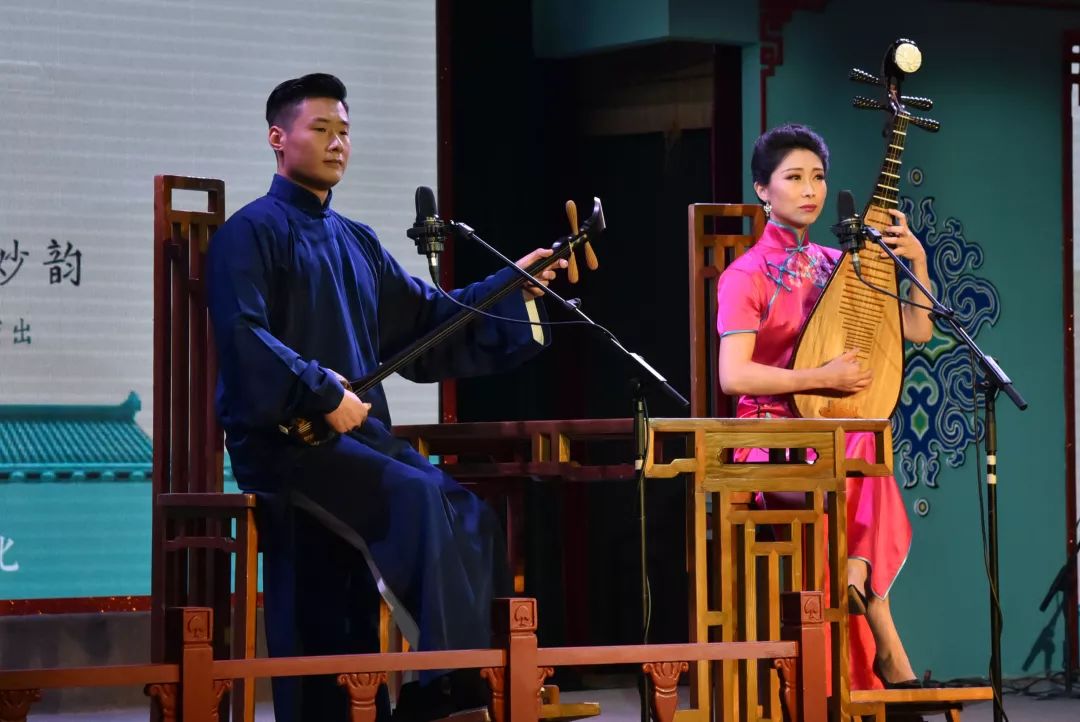 古戏楼里赏评弹东方妙韵北京传播中心挂牌