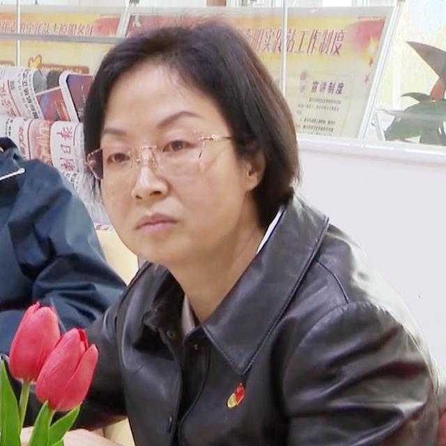 不忘初心 牢记使命 吴卫萍 西宁市城西区古城台街道 党工委书记,办事