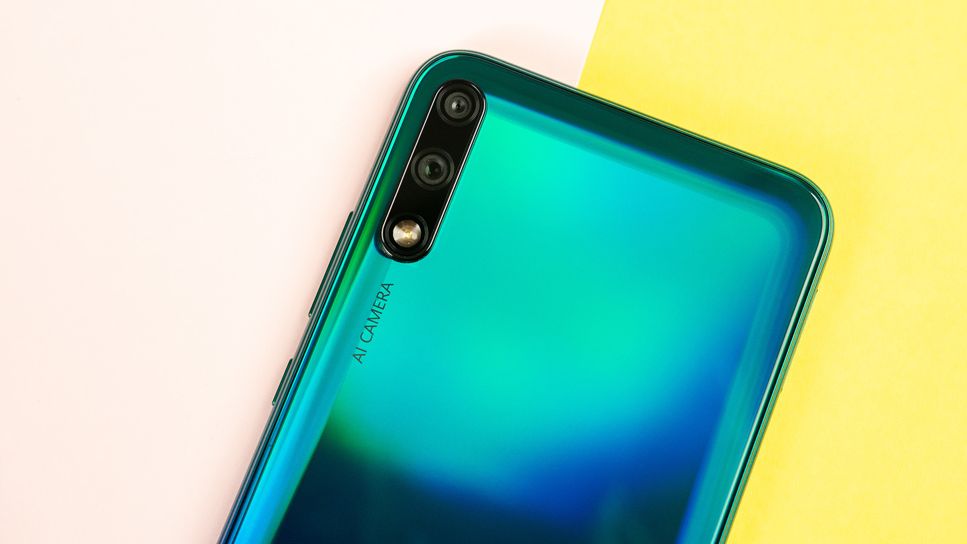 全息幻彩机身 4800w超清夜景 华为畅享10图赏