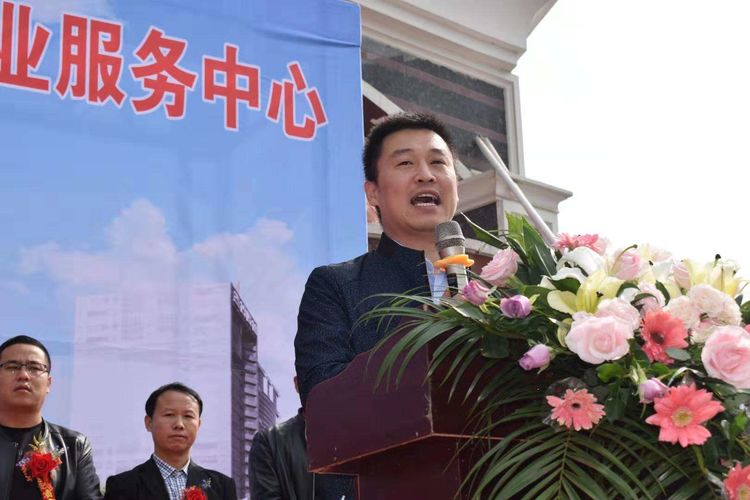 王保春表示,睛彩中原频道驻马店产业服务中心挂牌运营后,能够更好的