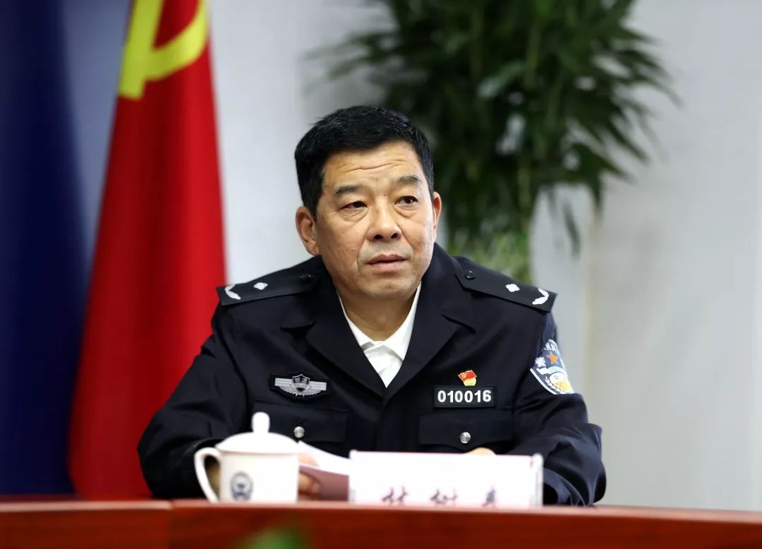 对标先进找差距紧盯目标抓落实神华铁路公安处开展不忘