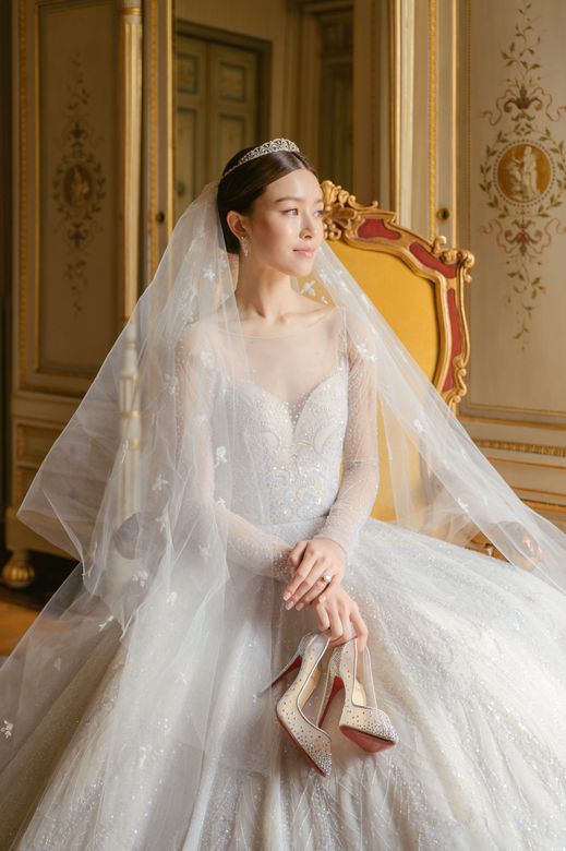 文咏珊意大利古堡婚礼,婚纱造型细节全公开!
