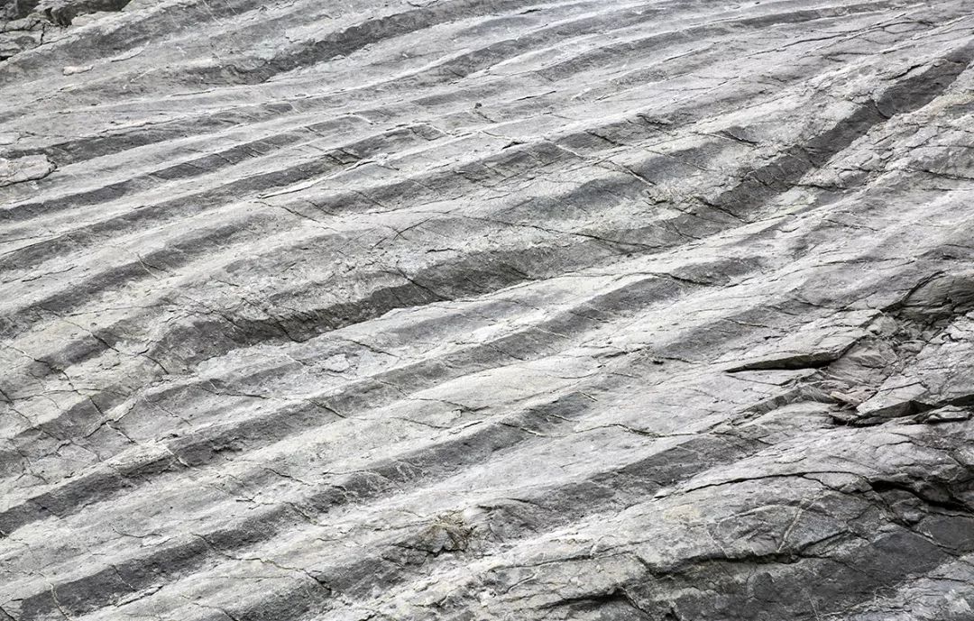 北碚现三叠纪时期海洋波痕遗迹穿越回25亿年前看海