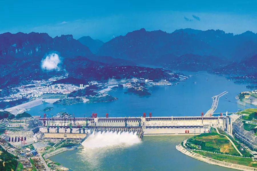 10月17日18时许,中国水电四局在承建的国家172项重大水利工程——陕西