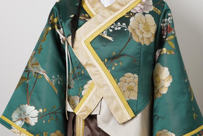 太强了!《蜀汉酒楼》中的服饰一套要一百多道工序