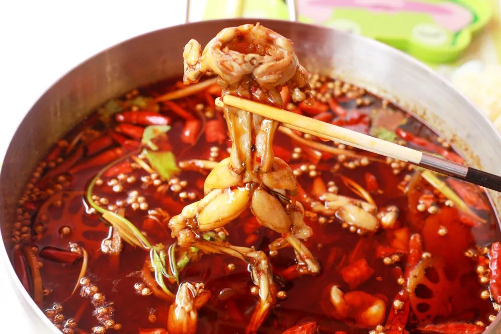 成都春熙路99元抢购原价118元想吃蛙火锅套餐