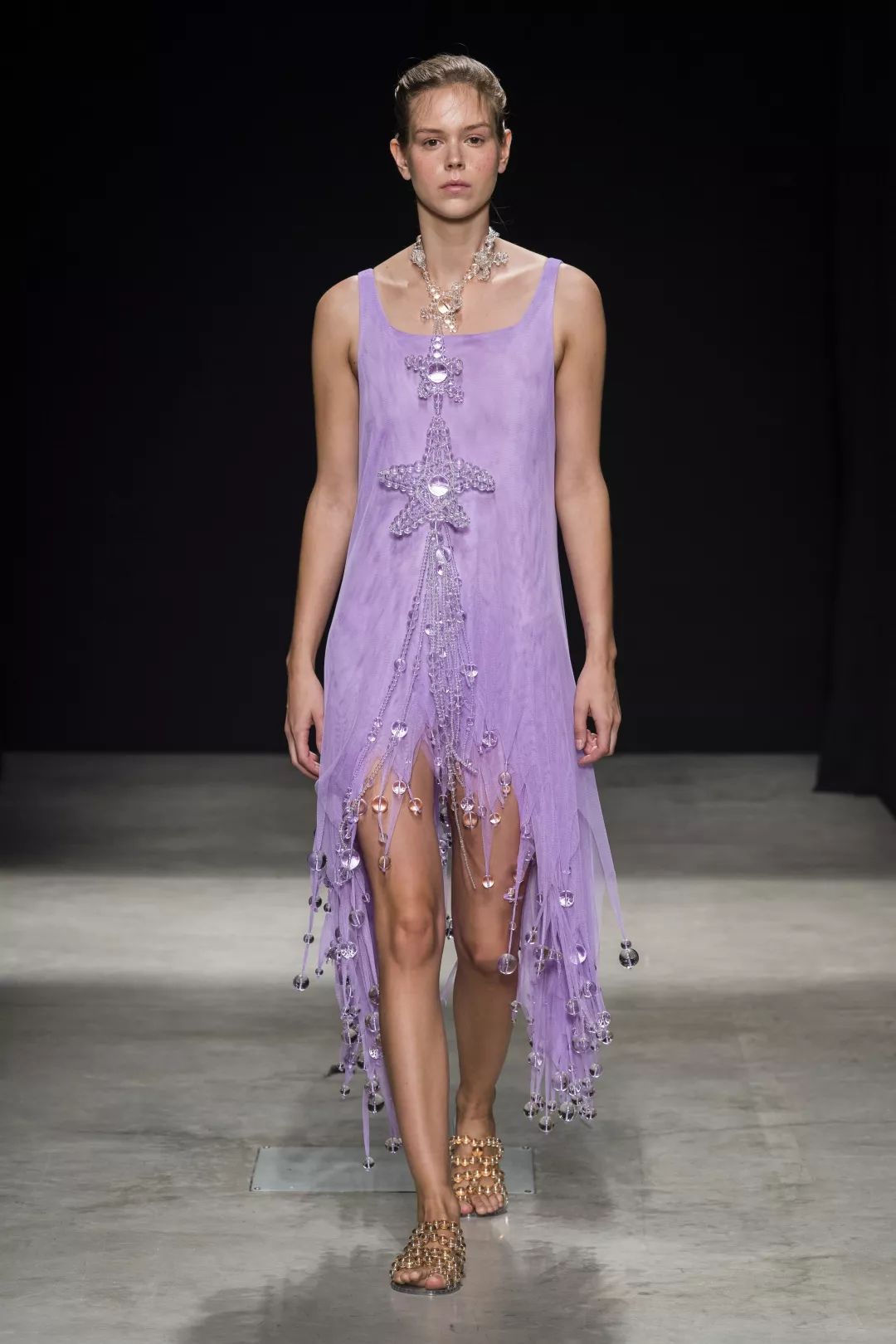 中国设计师susanfang2020春夏系列airrise