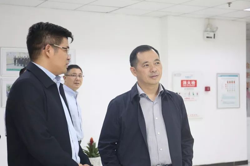 金域医学集团副总裁兼西南大区总经理欧阳小峰详细介绍了重庆金域的