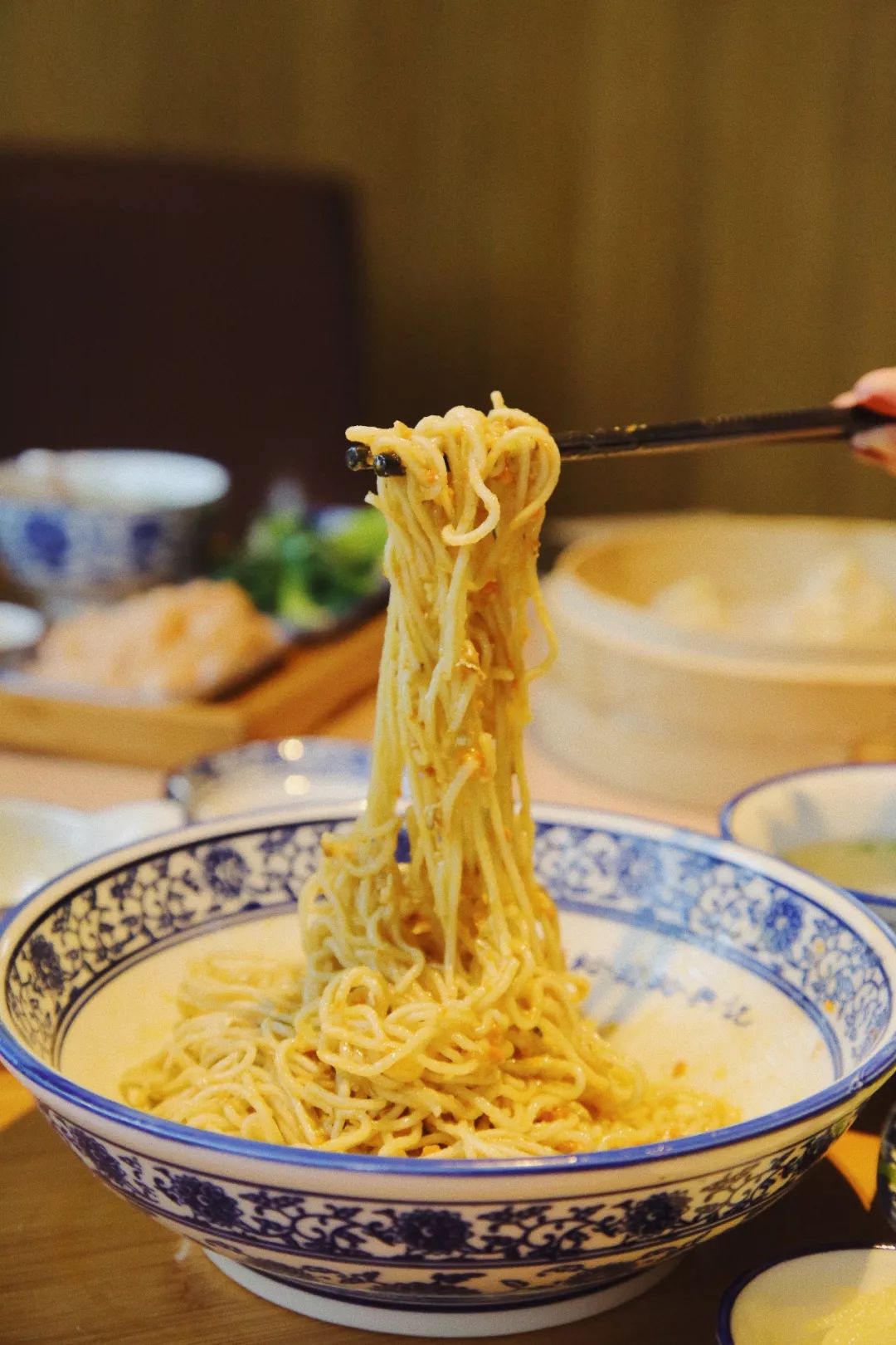 128元碗的网红秃黄油面来了在苏州爆火由74岁资深苏帮菜大师掌勺错过
