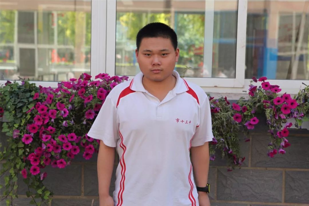 最关注天津大学校领导到访衡水十三中送来喜报