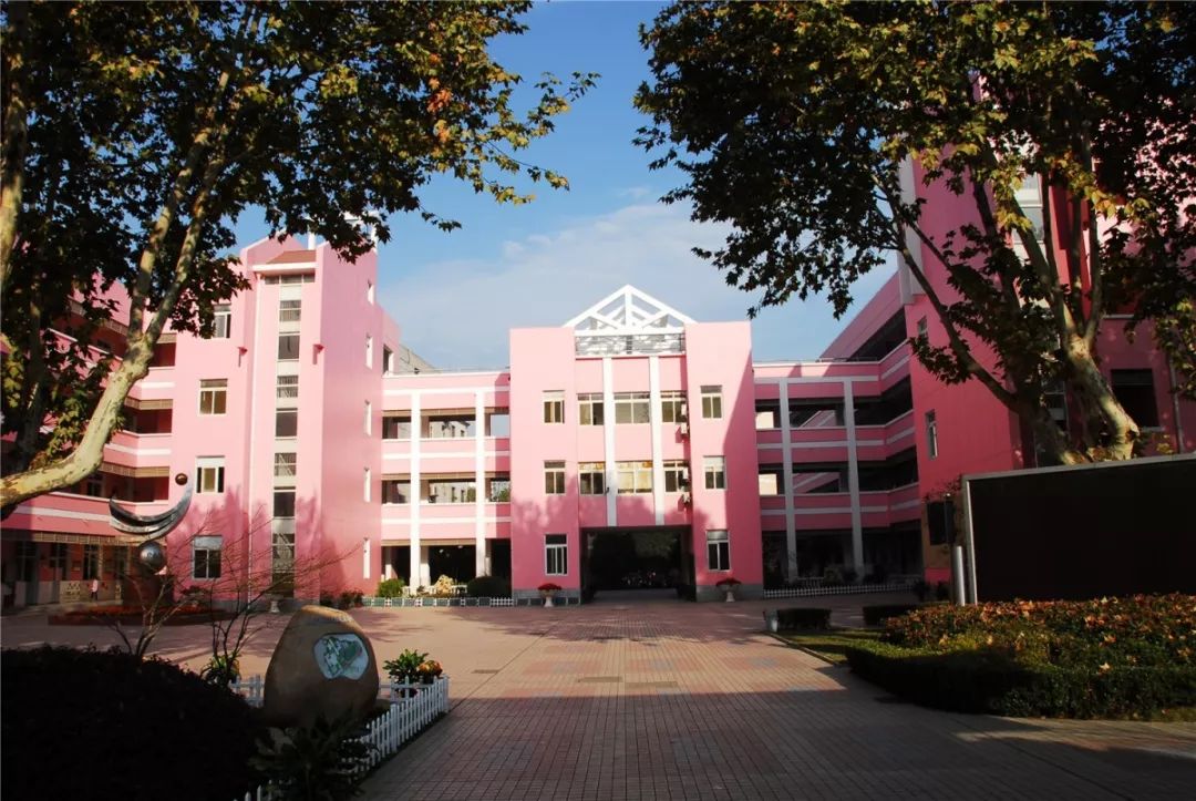 雨花台实验小学图片