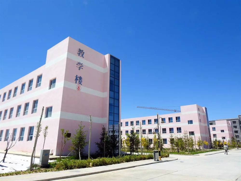 海西州各学校风采展示海西州高级中学