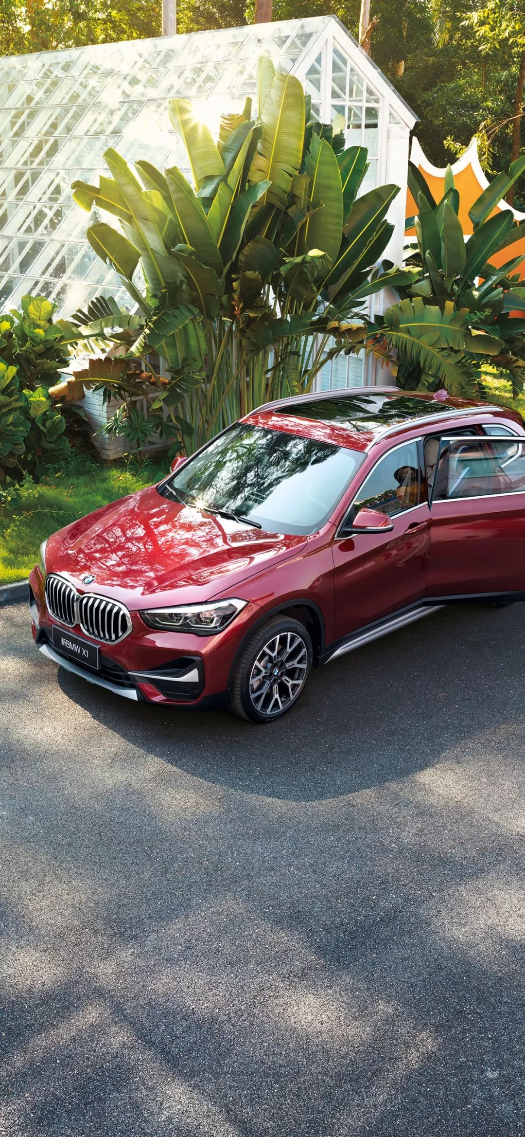 外观更大气,内饰更豪华,新bmw x1手机壁纸在此!