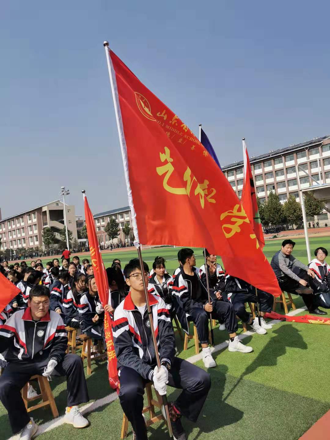 增强学生体质展示靓丽风采菏泽一中跑操比赛纪实