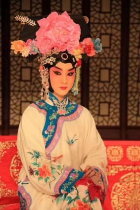 男旦版京剧四郎探母即将在石上演国家京剧院著名旦角演员刘铮