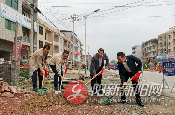 阳新新闻龙港镇集镇街道提档升级项目正式开工建设